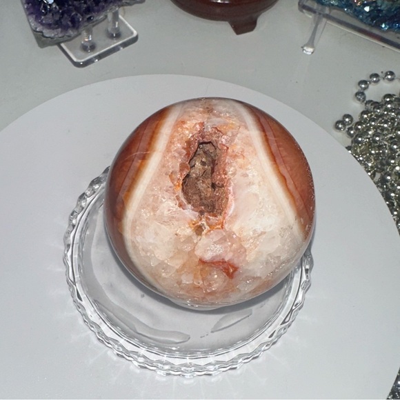 Carnelian Agate Quartz Druzy Sphere 74MM - CNAGATESPDRZ -001 - Picture 4 of 7